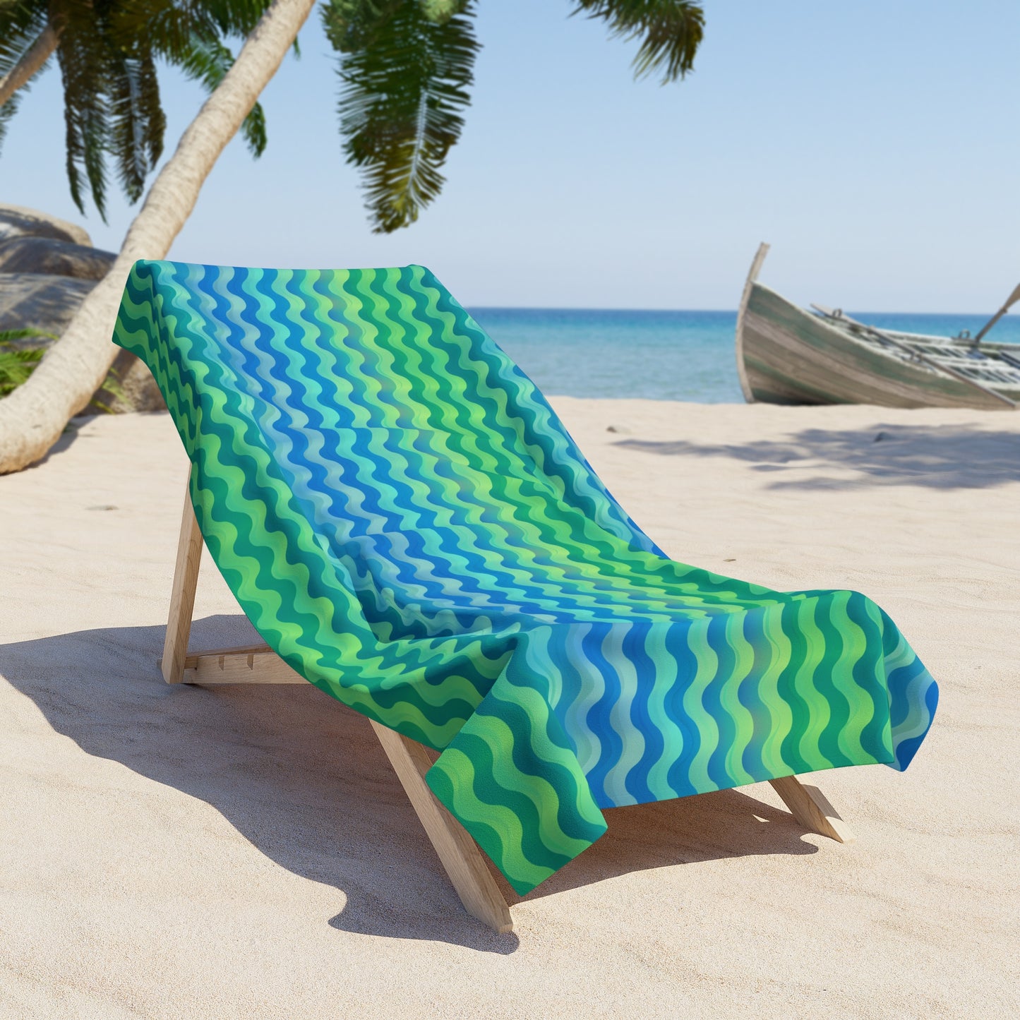 Moda Urbano Waves Beach Towel